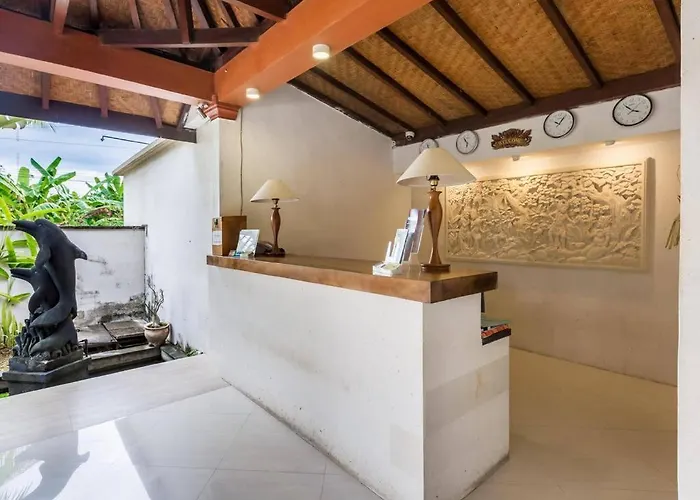 Melamun Lovina (Bali)